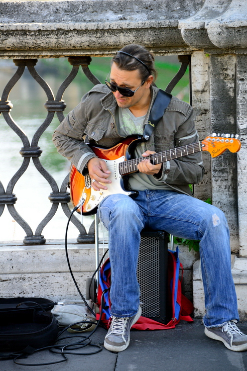 Un guitariste à Rome